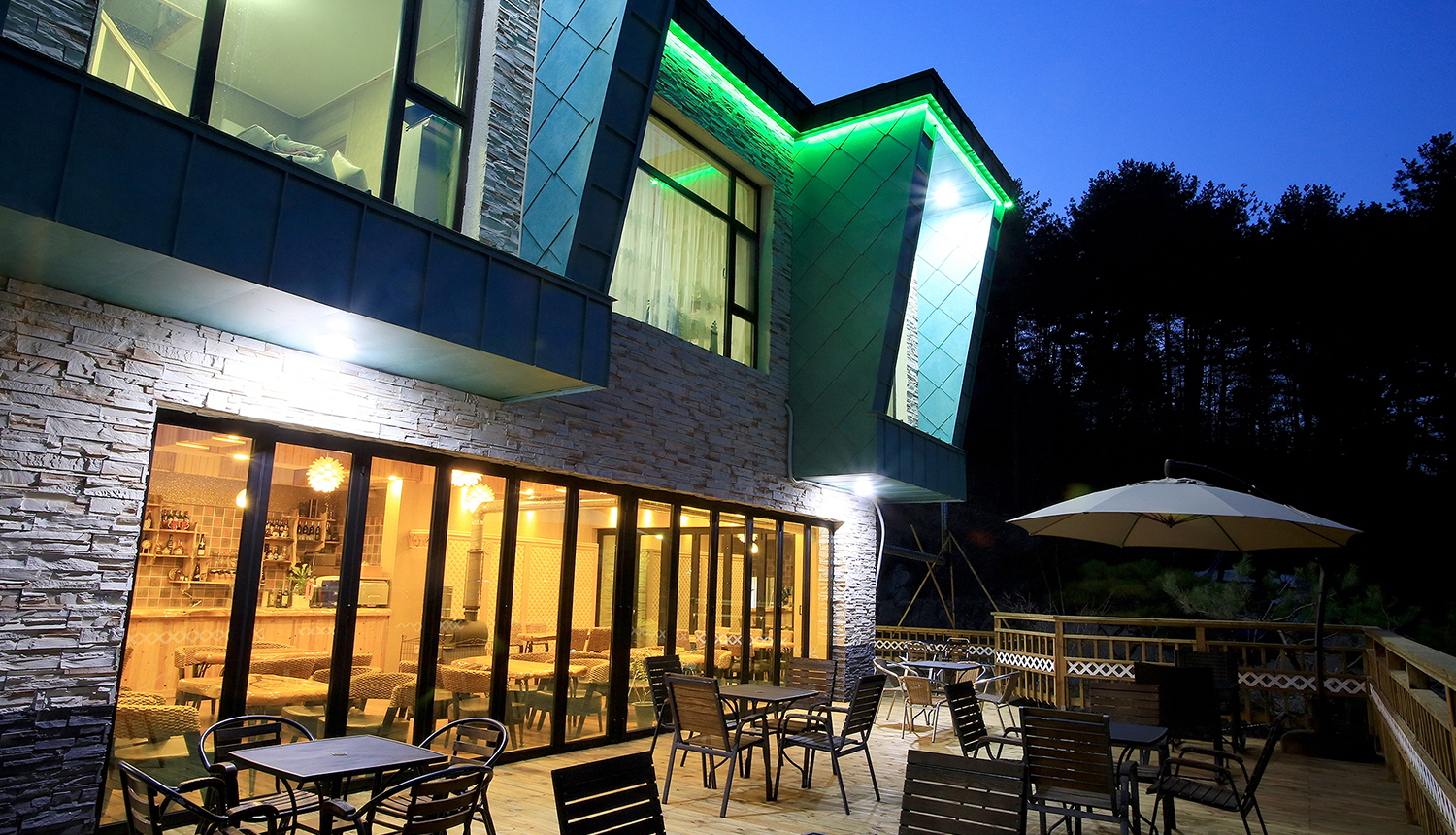 Cửa lùa nhôm ẩn LDH-126