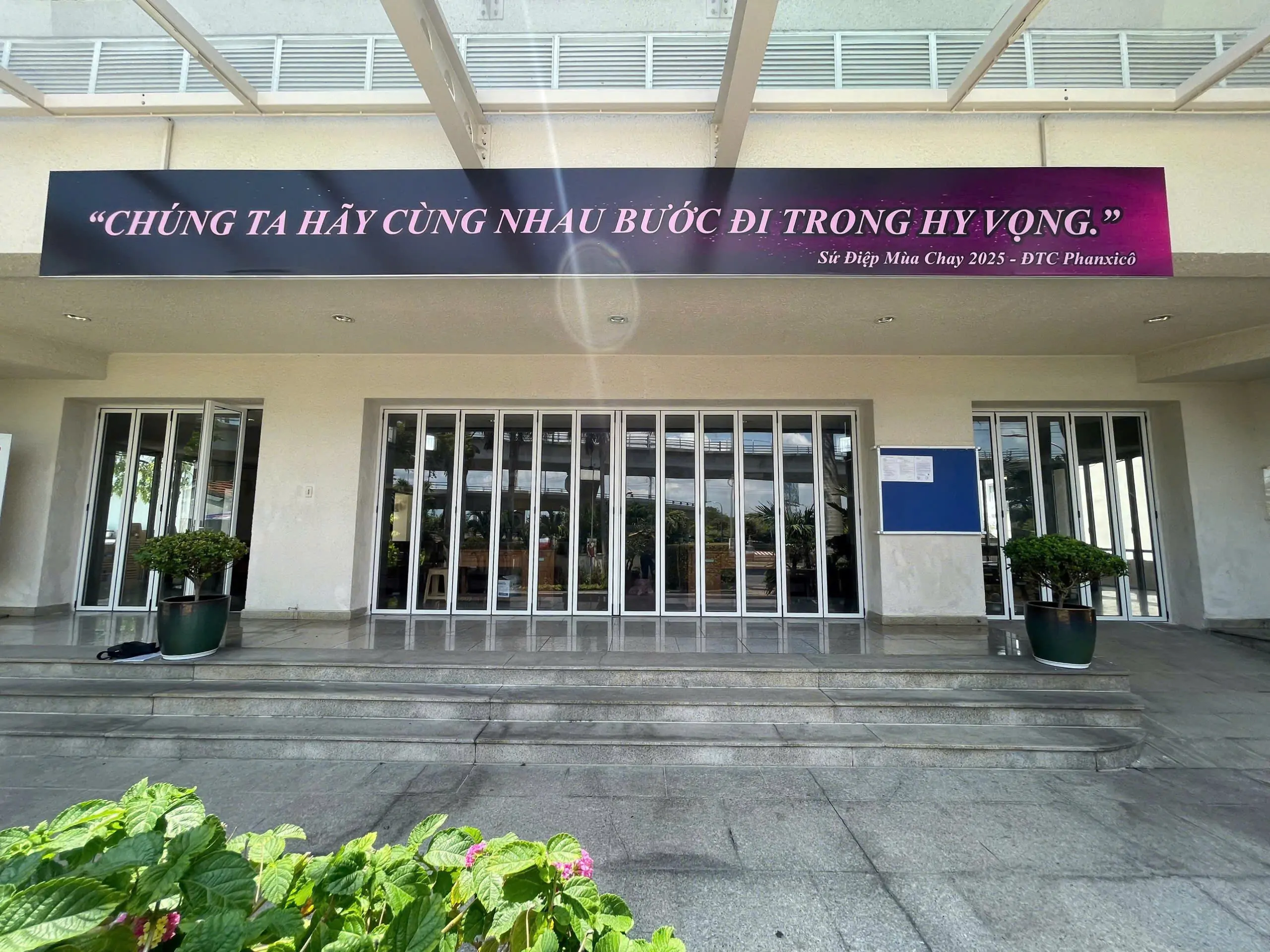 Leed Doors - Cửa Nhôm Kính Cao Cấp